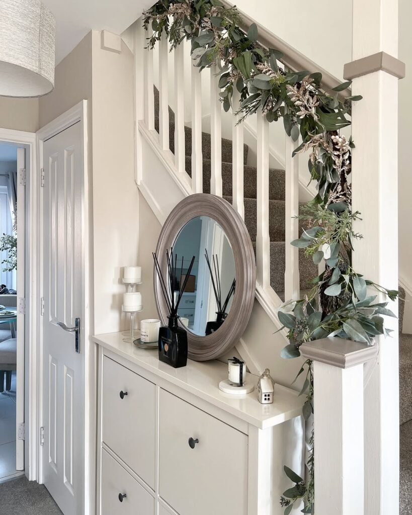 stunning Christmas entryway decor idea